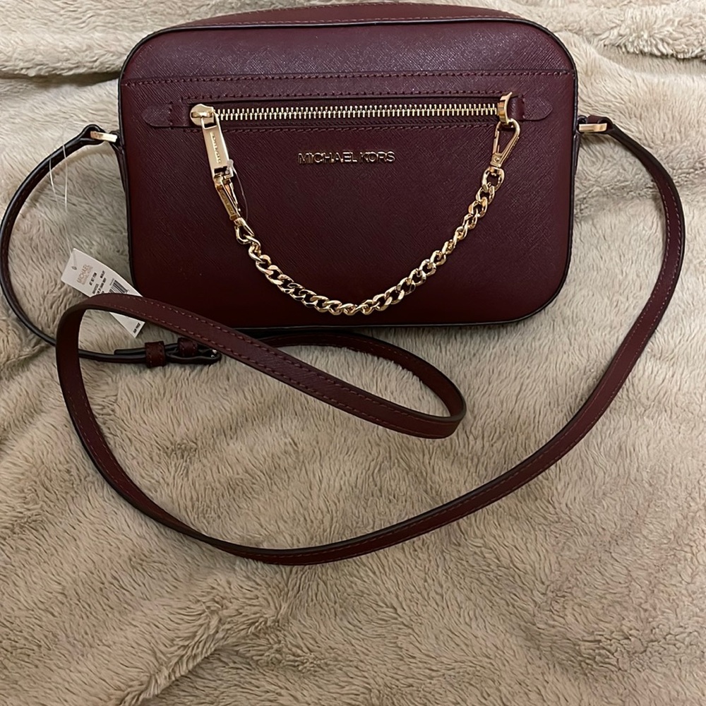 Beautiful Michael Kors Crossbody!